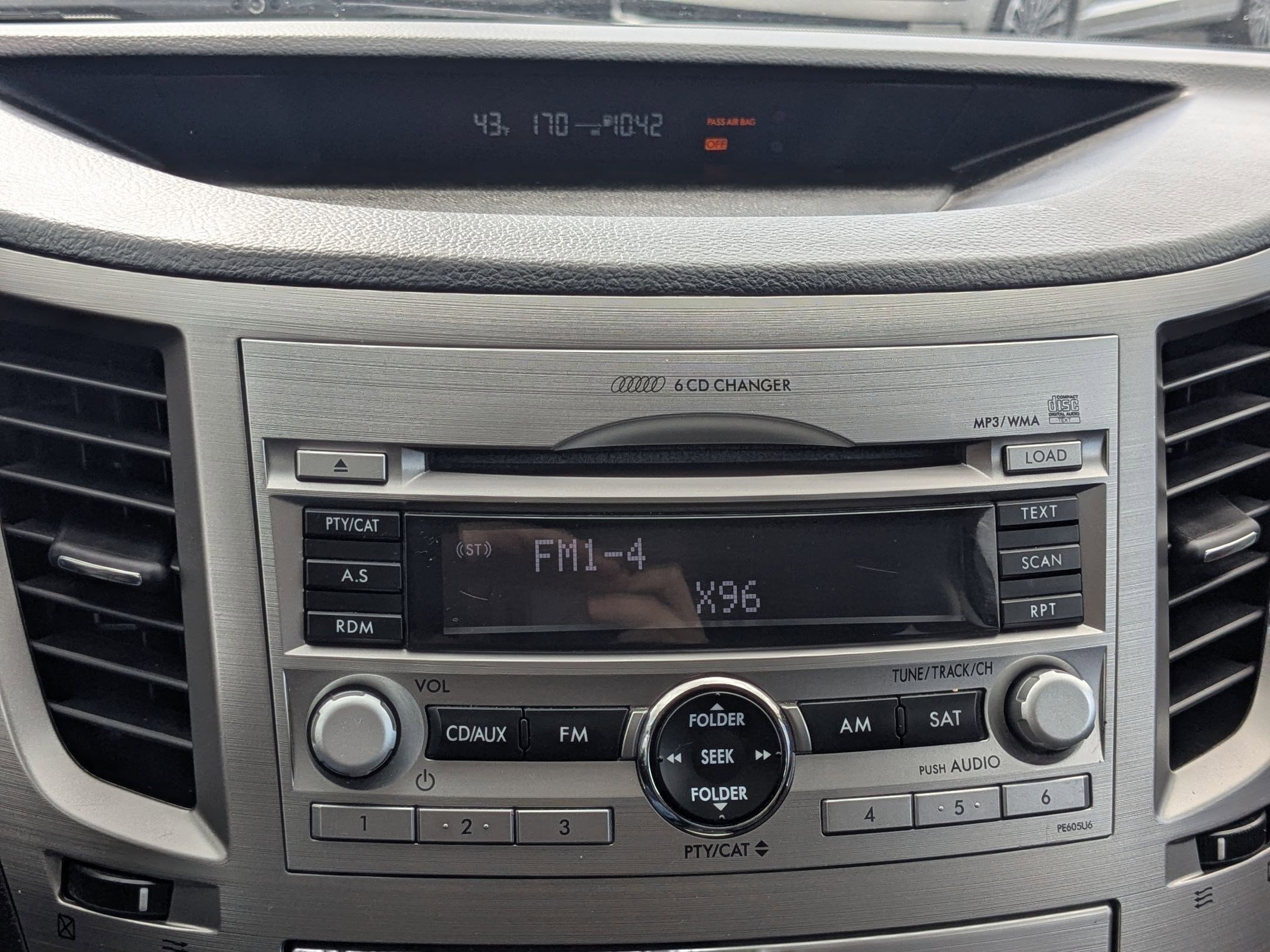 Used 2011 Subaru Outback 2.5i Limited w/ PWR Moonroof Pkg image 24