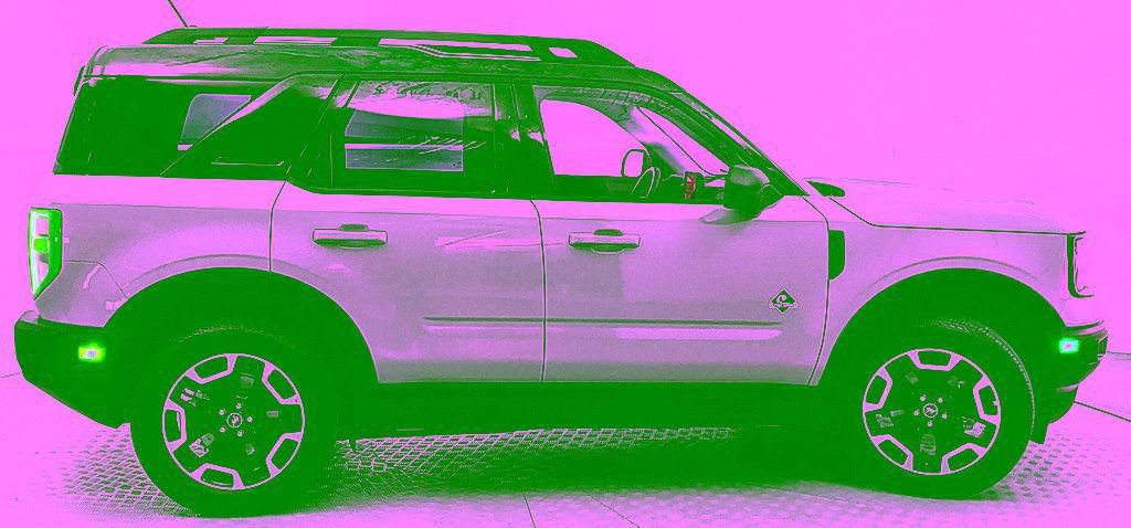 Certified 2024 Ford Bronco Sport Outer Banks w/ Tech Package AWD/4WD image 2