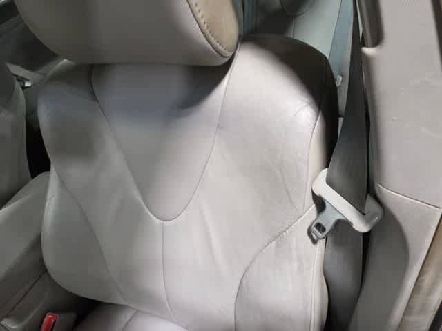 Used 2011 Toyota Camry XLE w/ SE/XLE Extra-Value Pkg FWD image 7