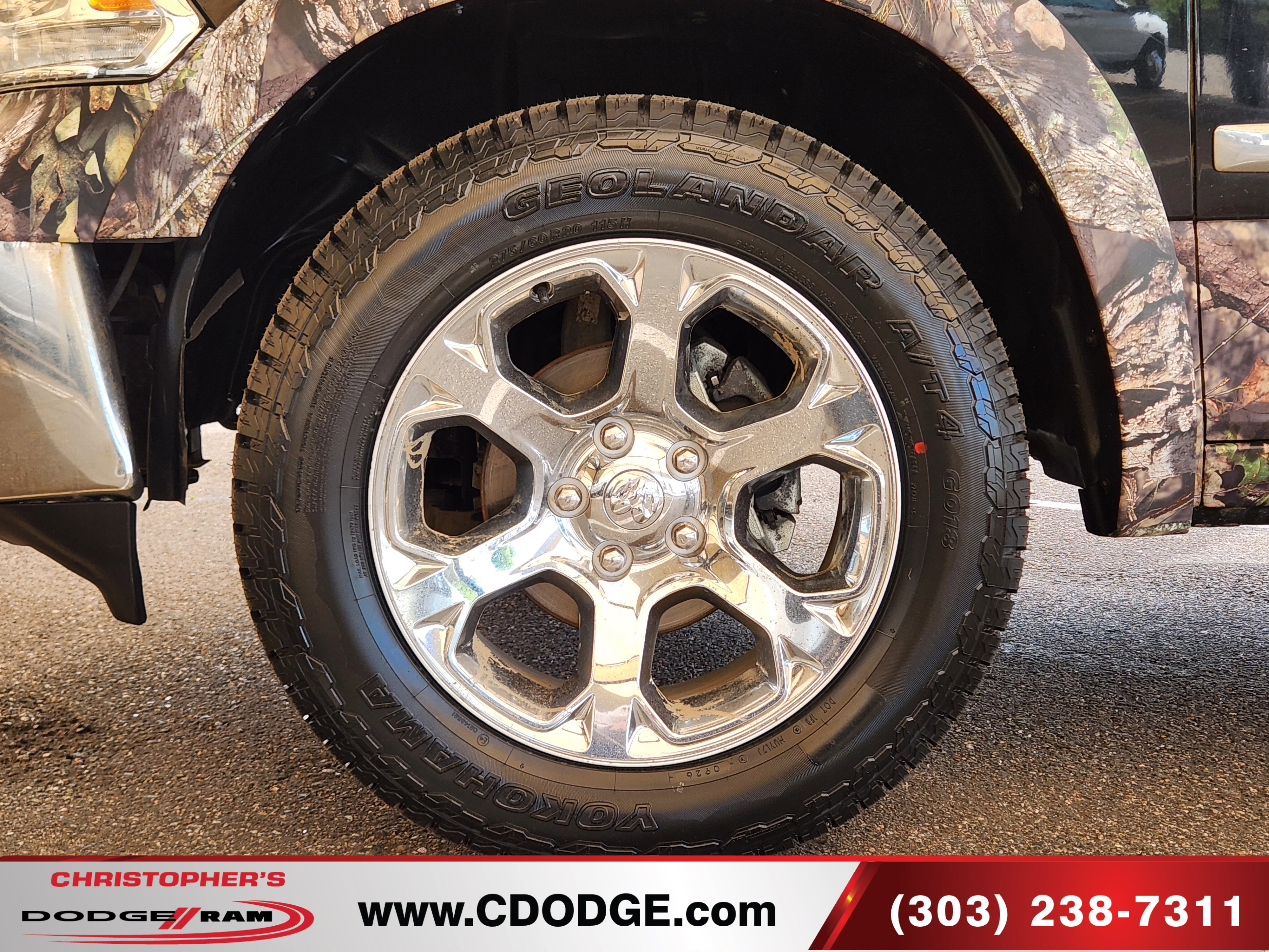 Used 2017 RAM 1500 Laramie w/ Convenience Group AWD/4WD image 26