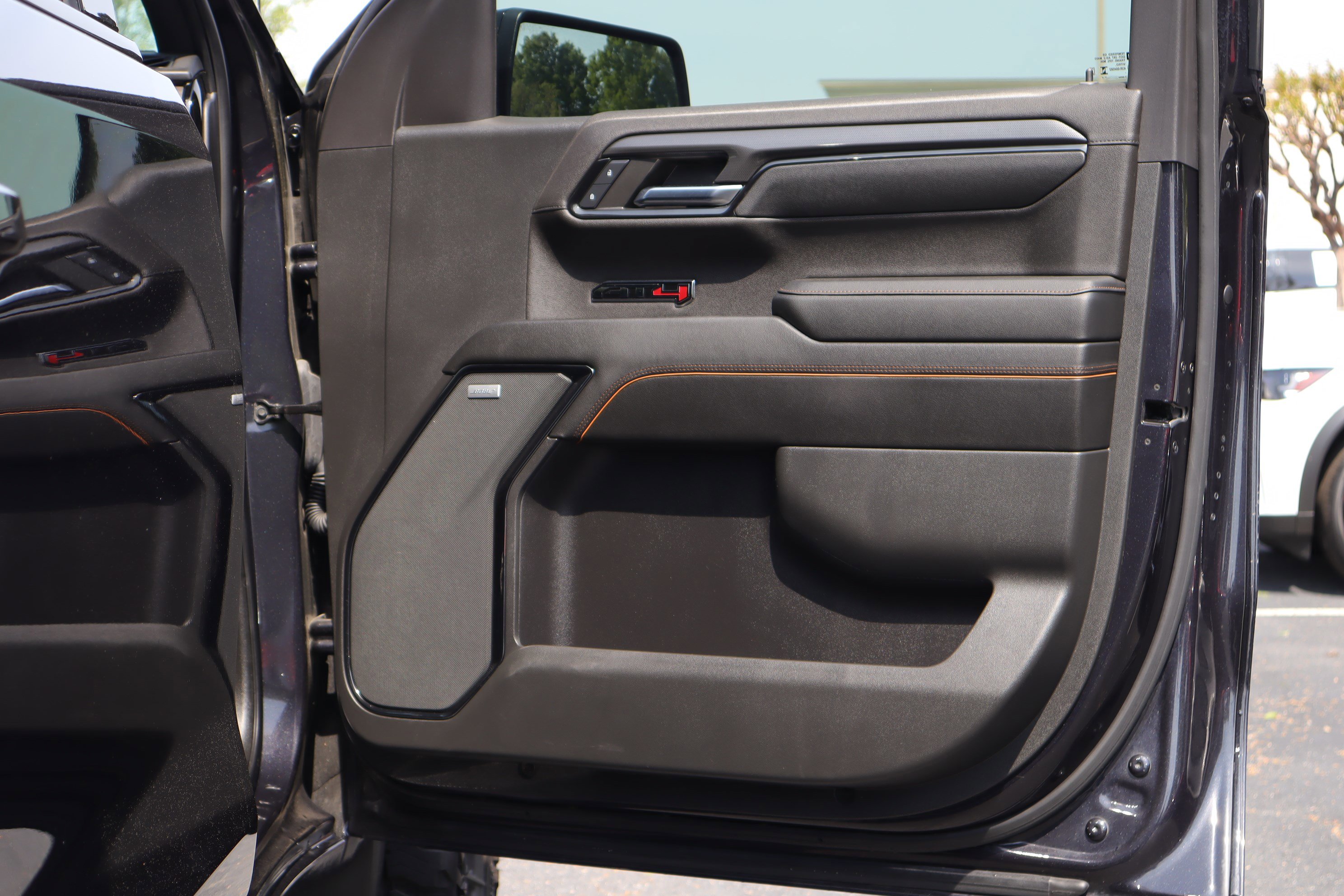 Used 2024 GMC Sierra 1500 AT4 w/ Technology Package image 27