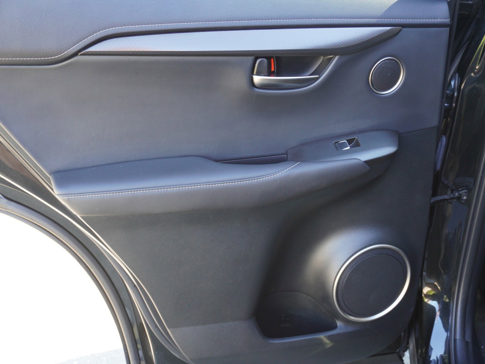 Used 2020 Lexus NX 300h AWD w/ Comfort Package image 12