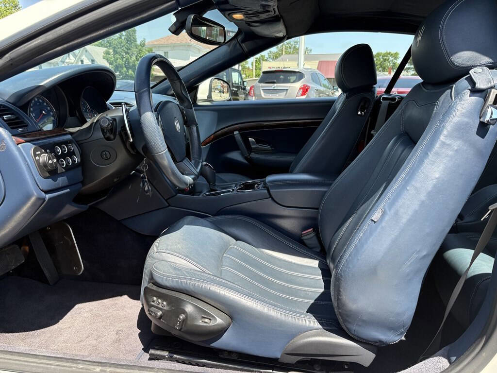 Used 2013 Maserati GranTurismo Convertible RWD image 21