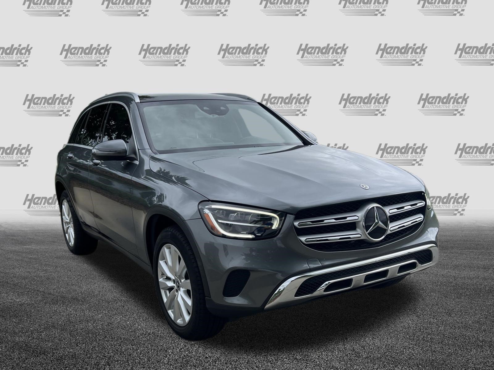 Used 2020 Mercedes-Benz GLC 300 4MATIC image 2