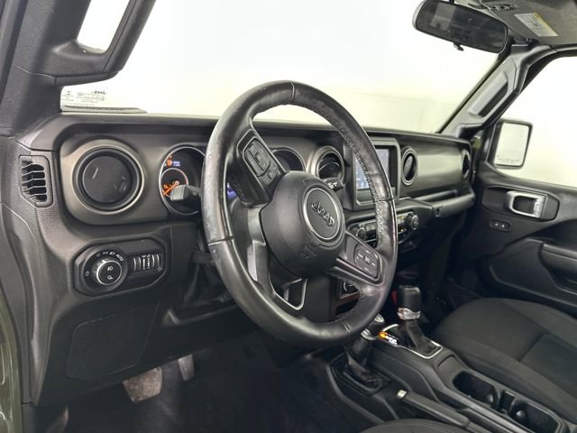 Used 2022 Jeep Gladiator Sport image 13