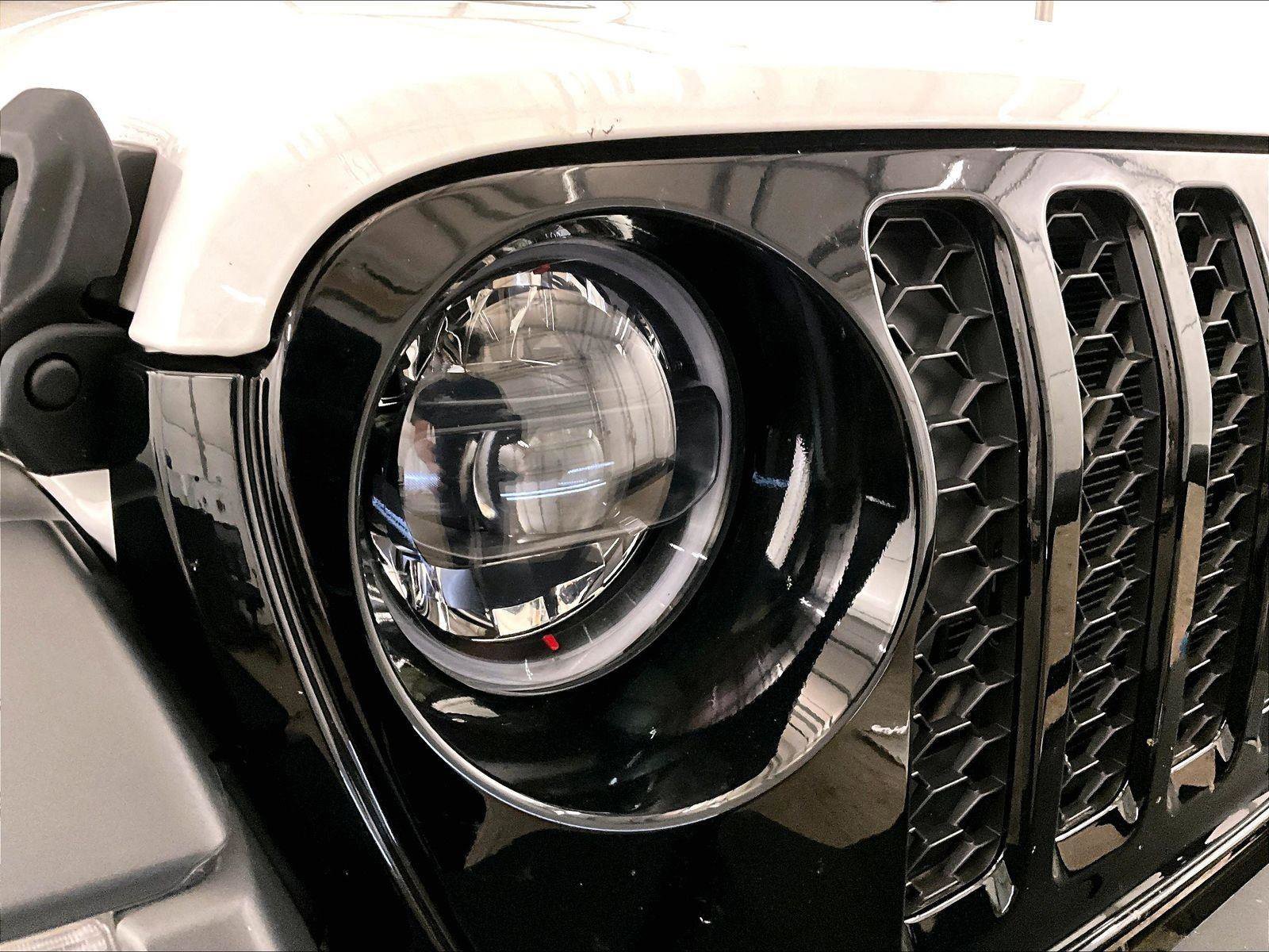 Used 2023 Jeep Wrangler Unlimited w/ 8.4" Radio Group AWD/4WD image 27
