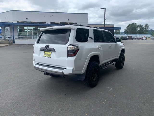 Used 2020 Toyota 4Runner TRD Off-Road Premium AWD/4WD image 6