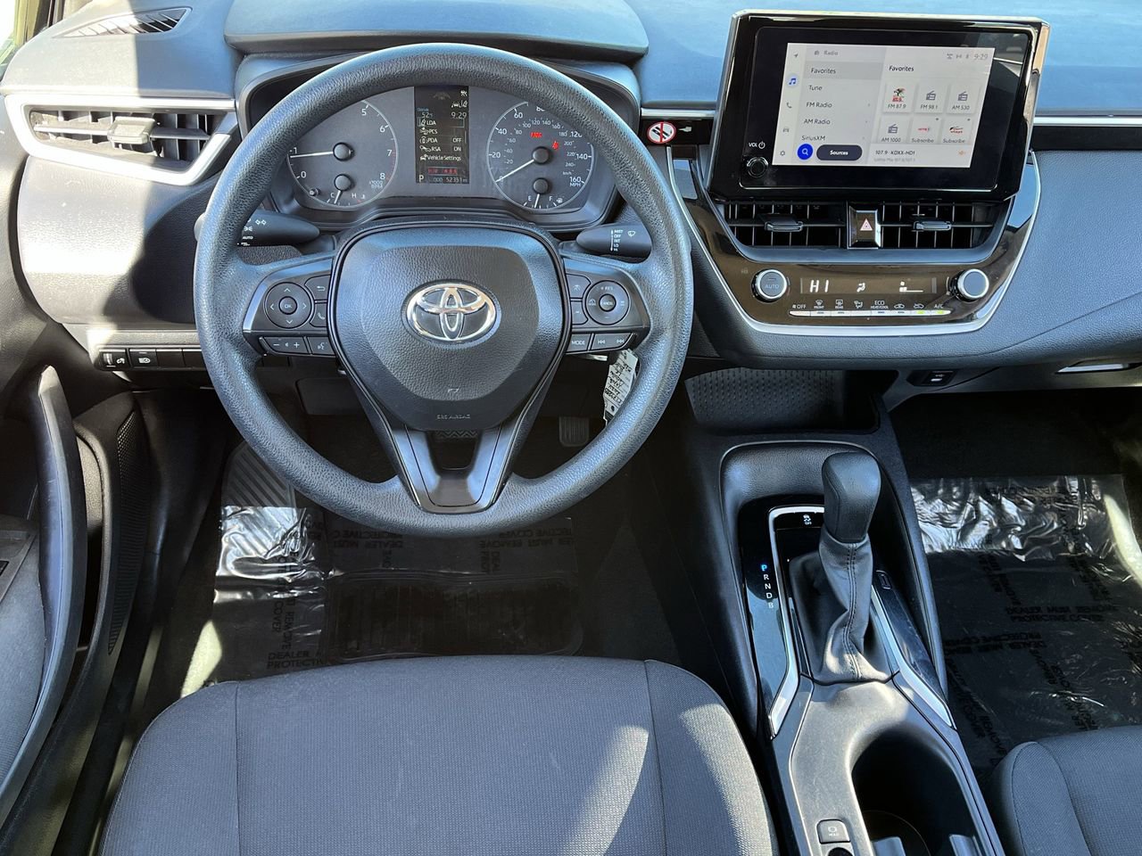 Used 2024 Toyota Corolla LE image 10