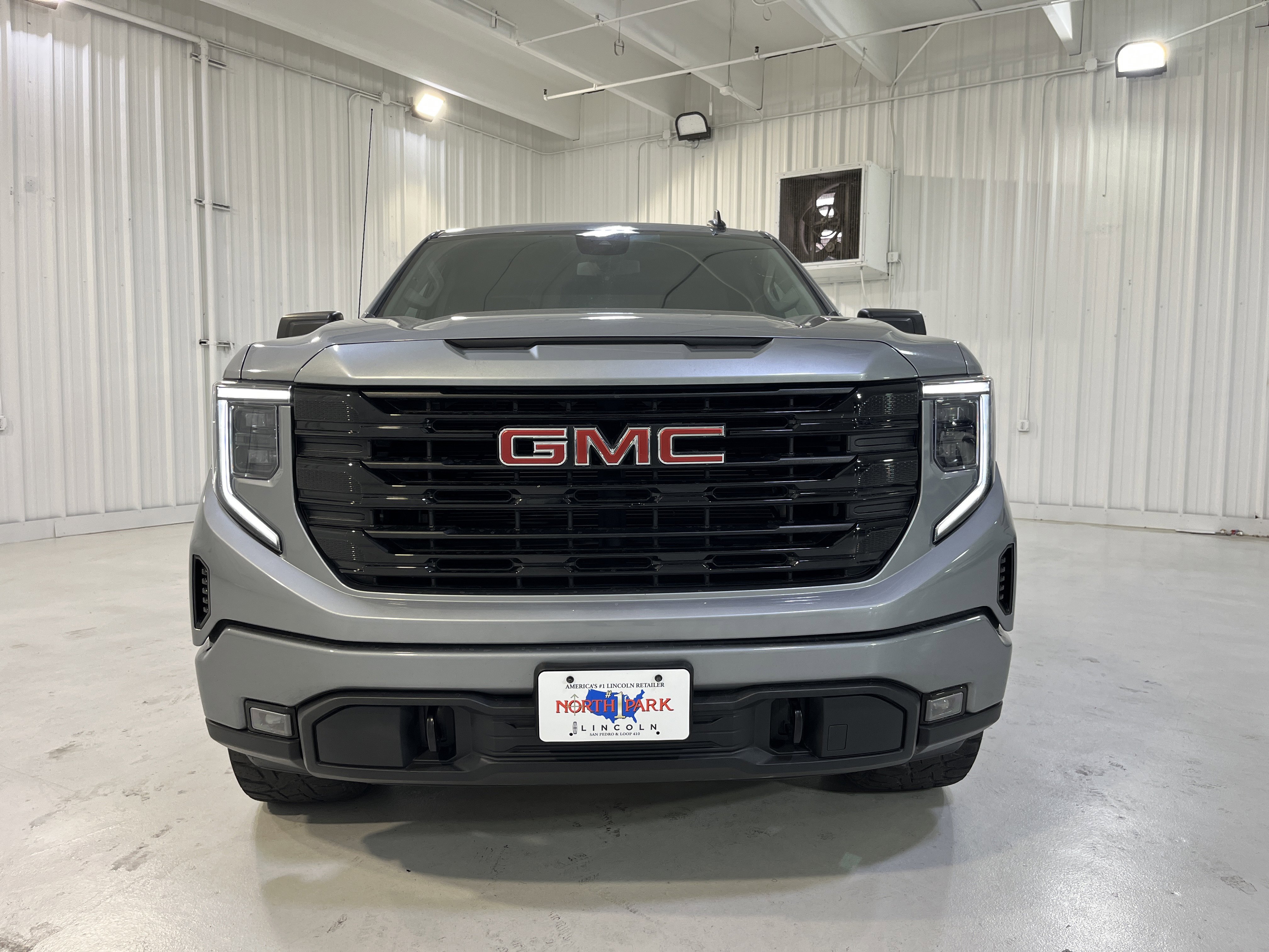 Used 2023 GMC Sierra 1500 Elevation w/ X31 Off-Road Package image 27
