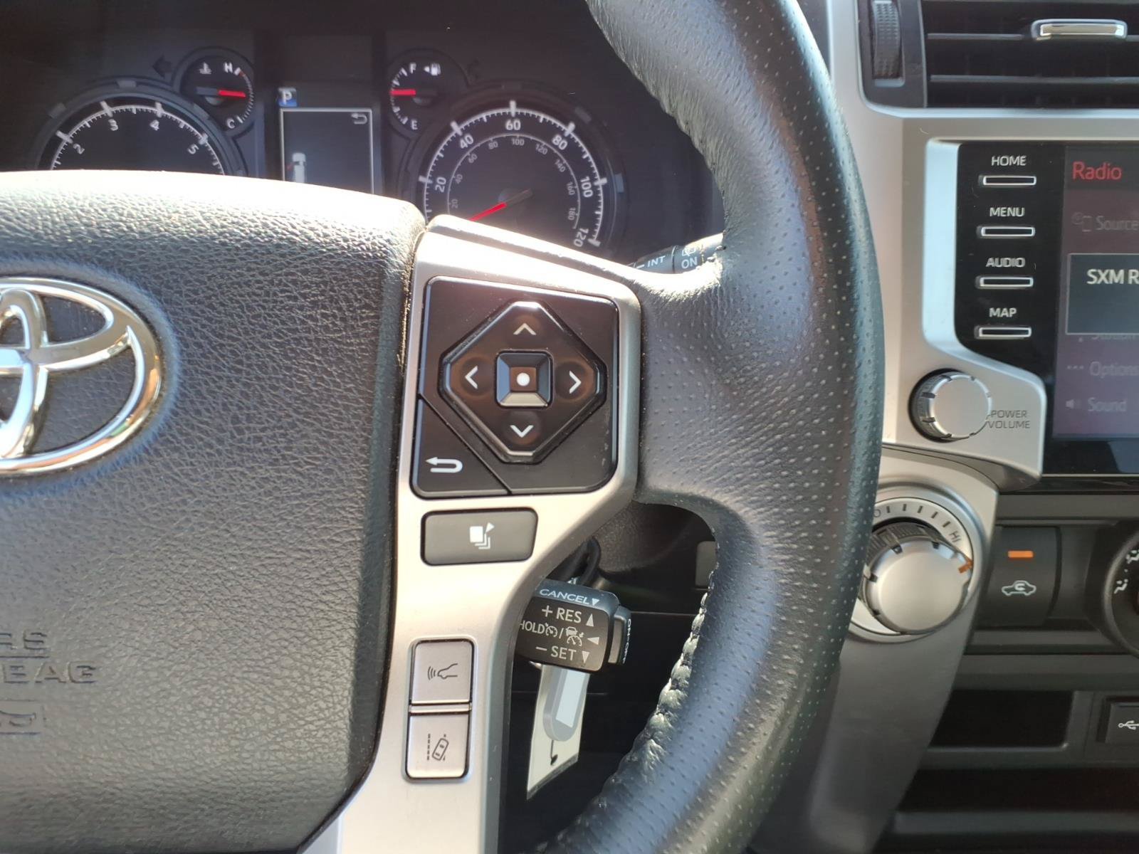 Used 2020 Toyota 4Runner SR5 AWD/4WD image 10