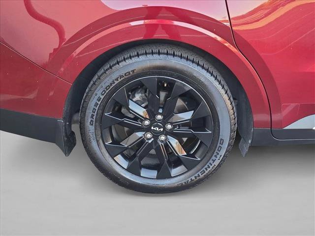 Used 2022 Kia Carnival SX Prestige FWD image 25