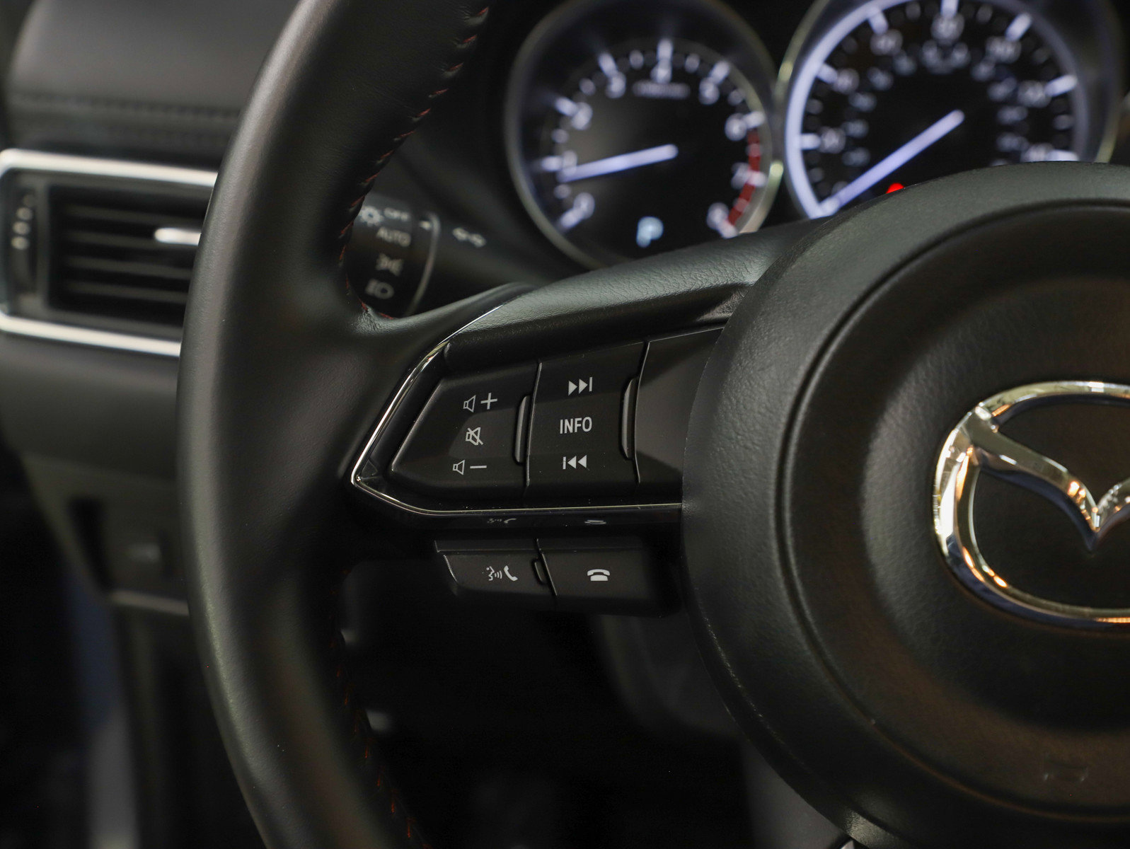 Used 2023 MAZDA CX-5 Carbon Edition AWD/4WD image 18
