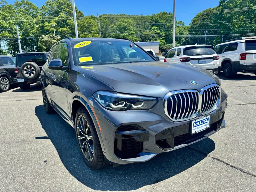 Used 2022 BMW X5 xDrive40i w/ M Sport Package AWD/4WD image 8