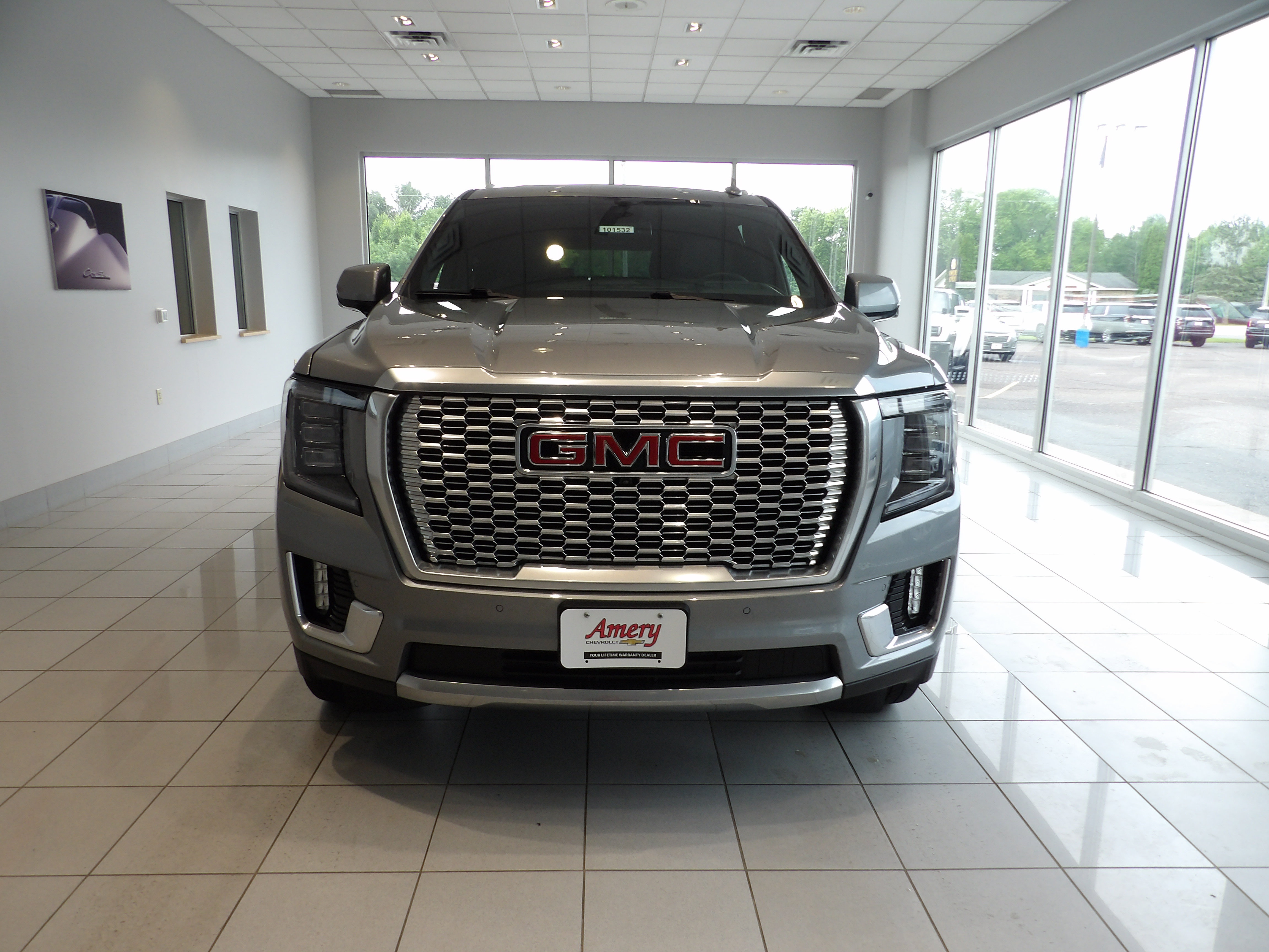 Used 2023 GMC Yukon XL Denali w/ Max Trailering Package AWD/4WD image 2