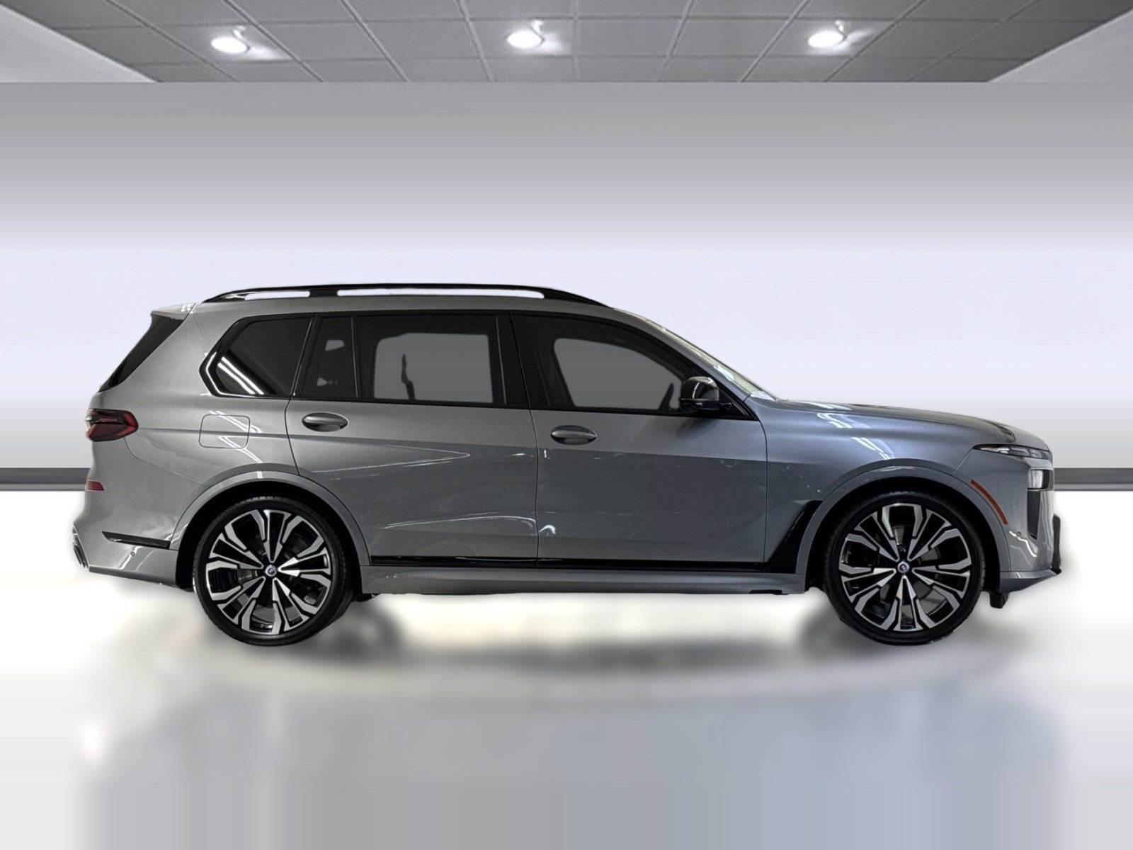 Certified 2023 BMW X7 M60i w/ Executive Package AWD/4WD image 8