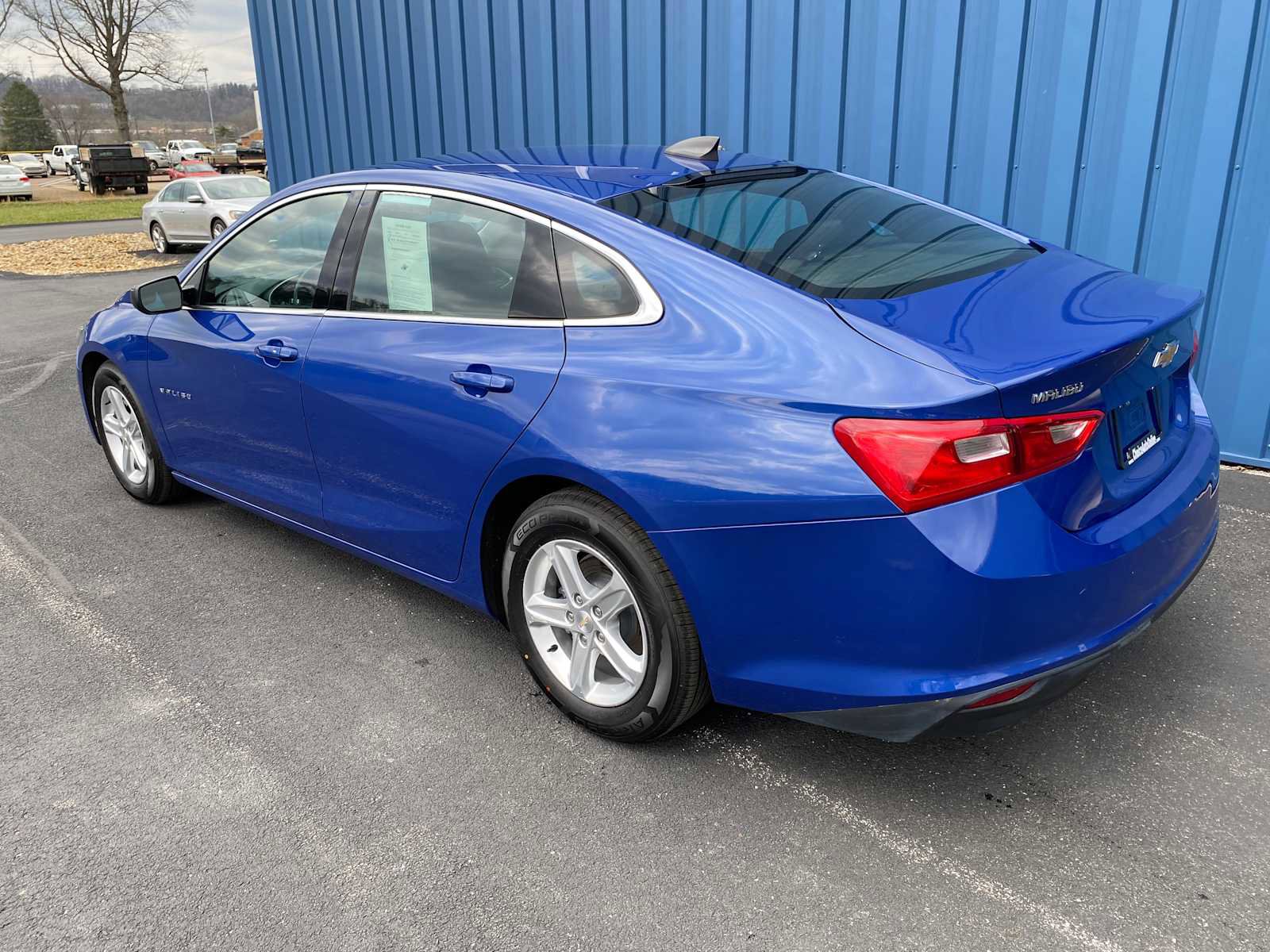 Used 2023 Chevrolet Malibu LS FWD image 3