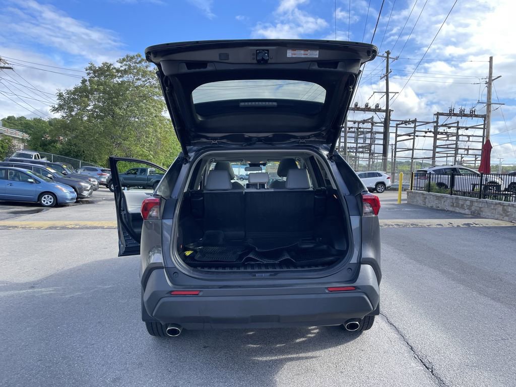 Certified 2019 Toyota RAV4 XLE Premium w/ Cold Weather Package AWD/4WD image 13