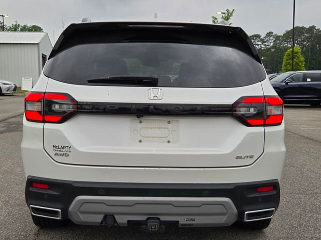 Used 2024 Honda Pilot Elite image 4