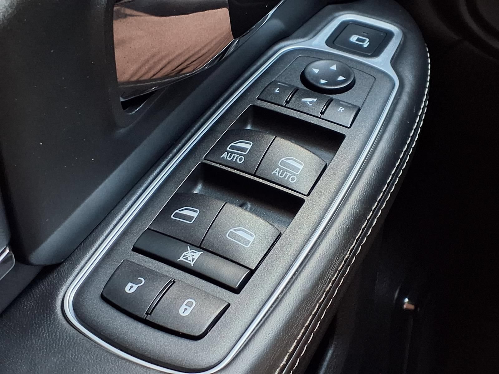 Used 2022 RAM 2500 Limited AWD/4WD image 22