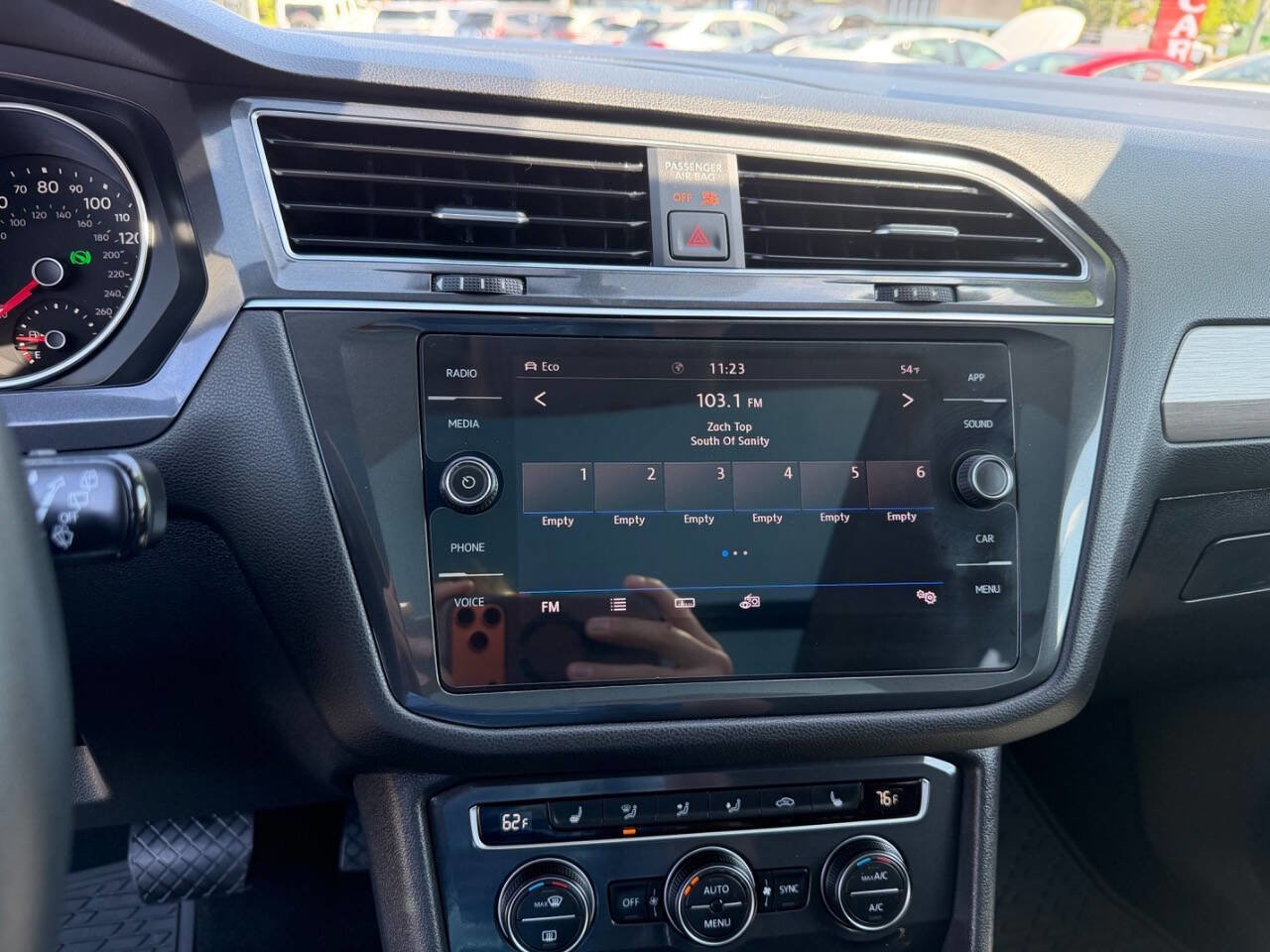 Used 2020 Volkswagen Tiguan S AWD/4WD image 11