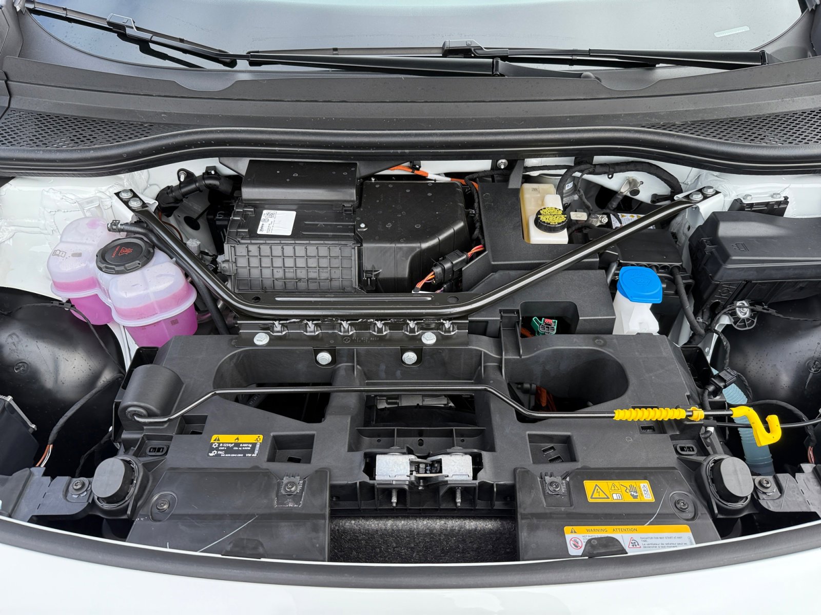 New 2025 Volkswagen ID.4 Pro RWD image 20