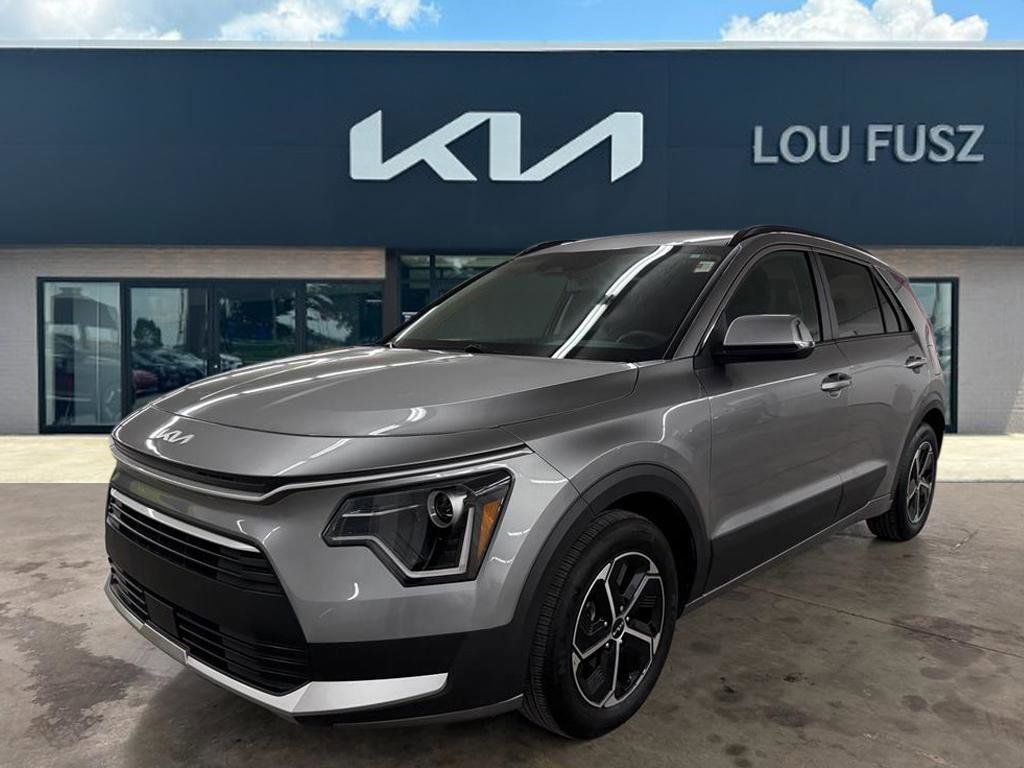 Used 2024 Kia Niro EX