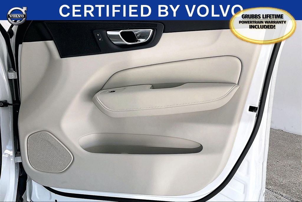 Used 2025 Volvo XC60 T8 Plus w/ Protection Package Premier image 26