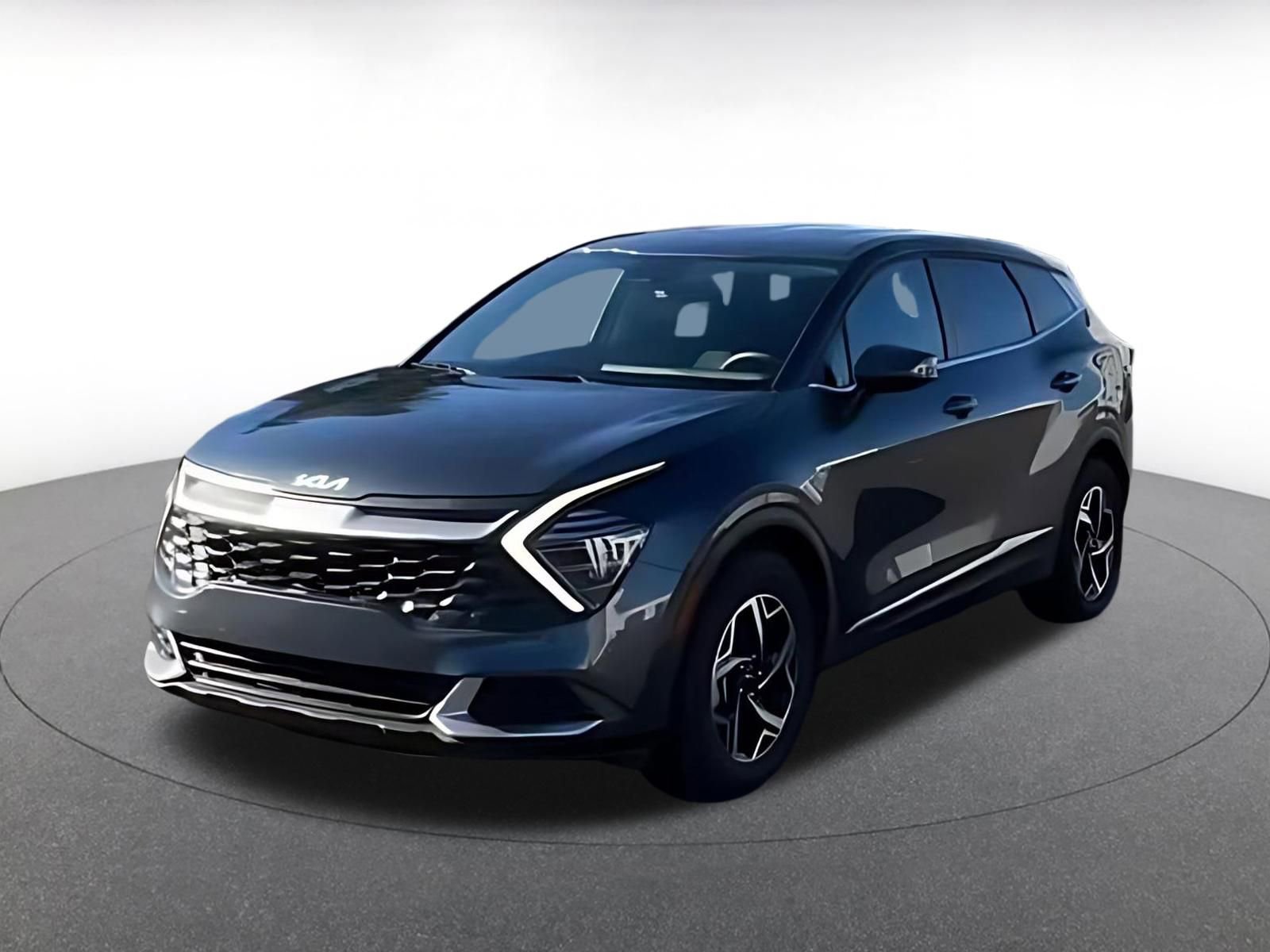 Used 2025 Kia Sportage LX image 7