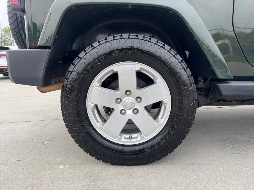 Used 2010 Jeep Wrangler Sahara w/ Trailer Tow Group image 26