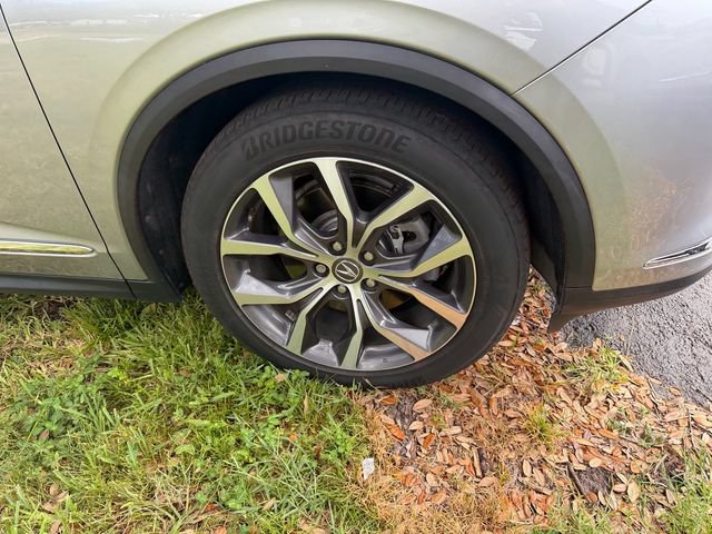 Used 2024 Acura MDX w/ Technology Package FWD image 5