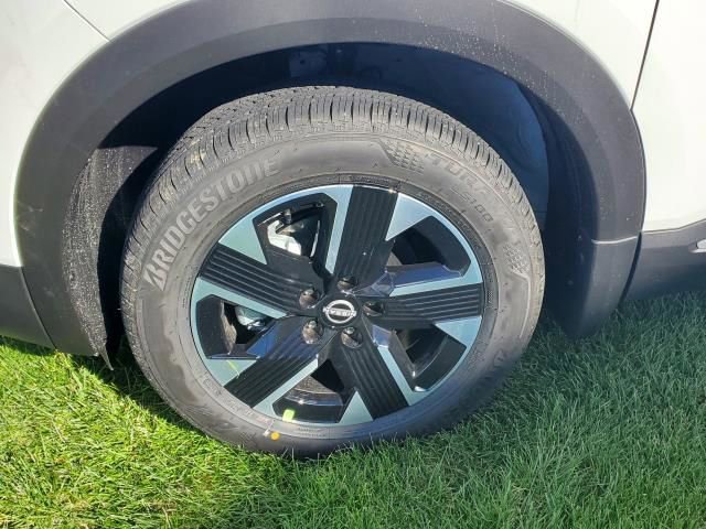 New 2026 Nissan Kicks SV w/ Cold Weather Package image 9