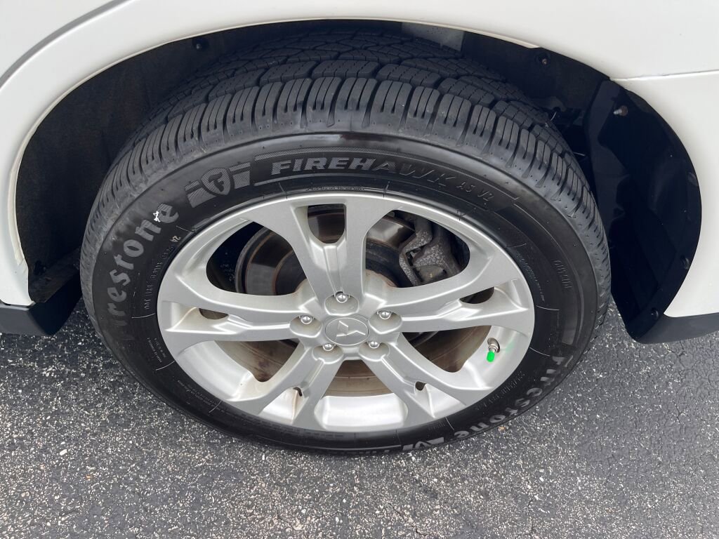 Used 2014 Mitsubishi Outlander GT image 25