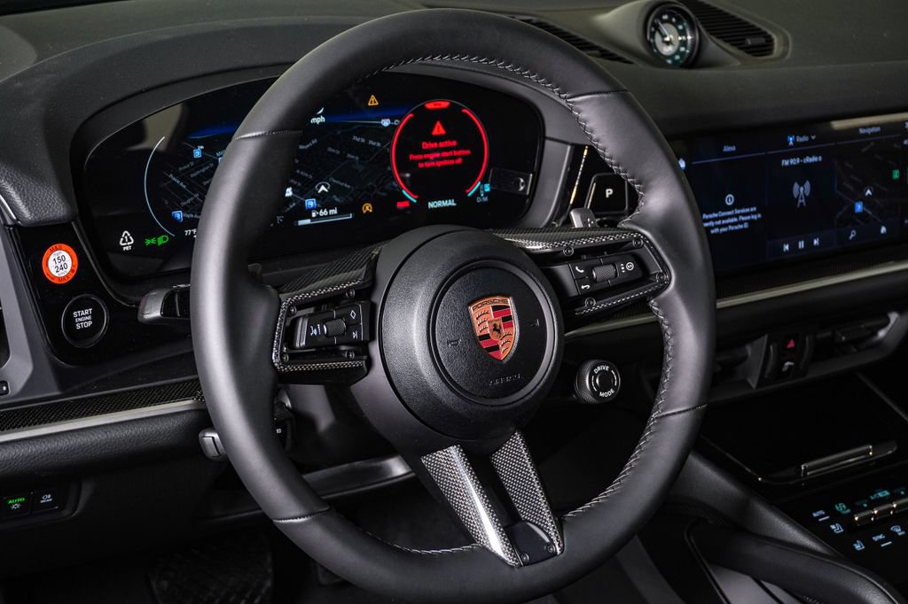 New 2026 Porsche Cayenne Coupe AWD/4WD image 18