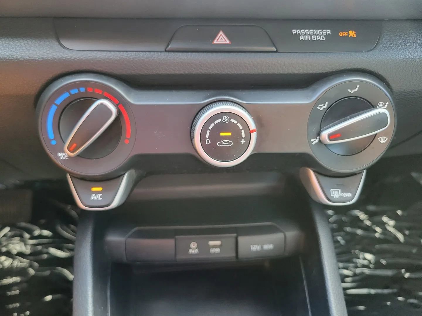 Used 2020 Kia Rio S image 11