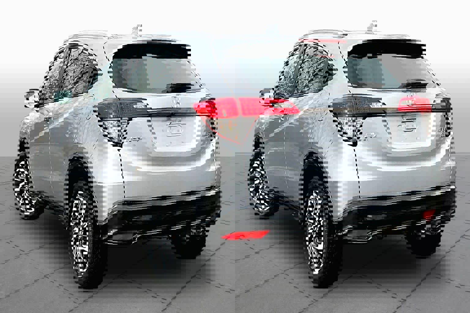 Used 2019 Honda HR-V Sport image 12