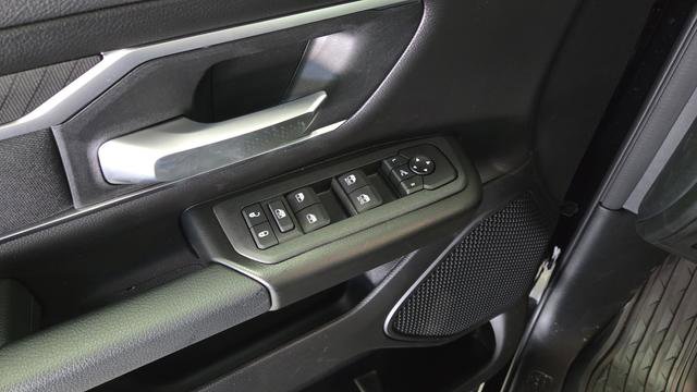 New 2026 RAM 1500 4x4 Crew Cab image 20