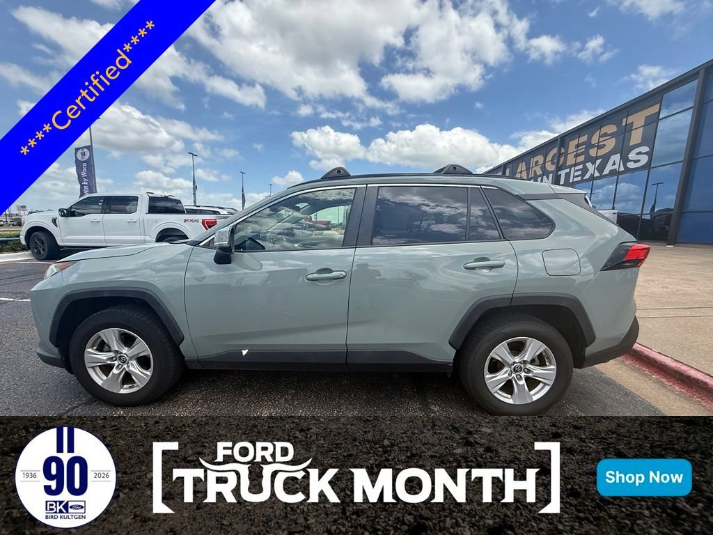Used 2019 Toyota RAV4 XLE w/ Convenience Package FWD image 1