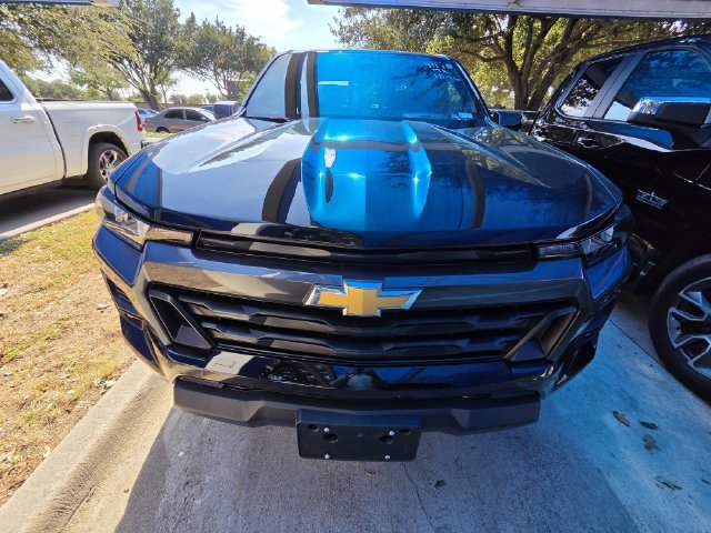 Used 2024 Chevrolet Colorado LT w/ LT Convenience Package RWD image 2