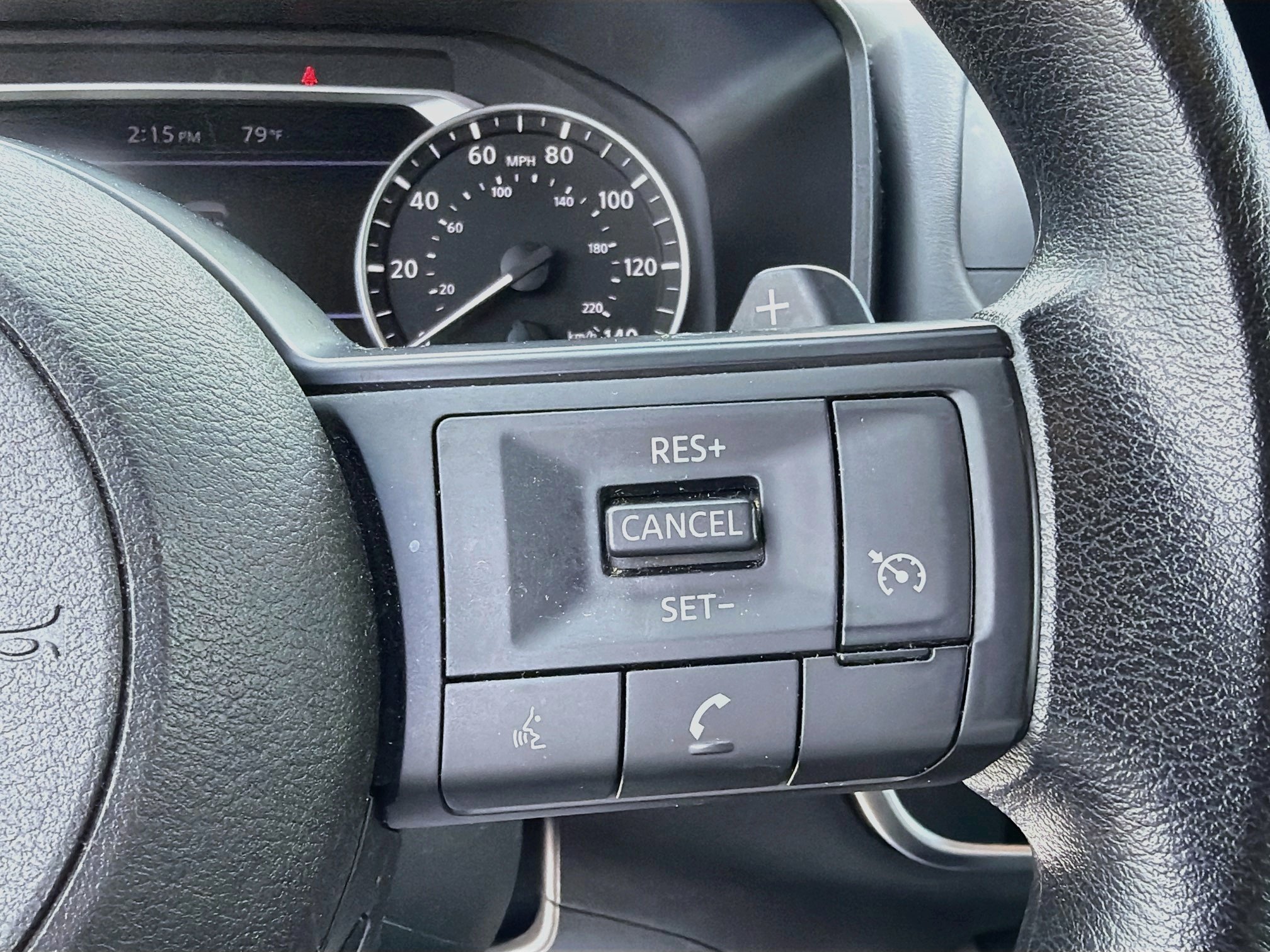 Used 2024 Nissan Rogue S AWD/4WD image 37