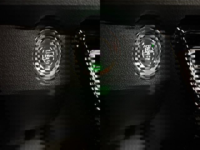 Used 2024 Chevrolet Traverse LT w/ Midnight/Sport Edition image 17