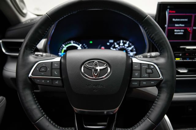 Used 2021 Toyota Highlander Platinum AWD/4WD image 33