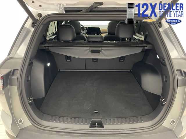 Certified 2025 Chevrolet Equinox ACTIV w/ Safety and Technology Package AWD/4WD image 12