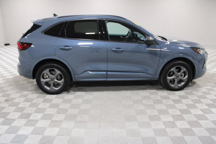 Used 2024 Ford Escape ST-Line w/ Tech Pack #1 AWD/4WD image 12
