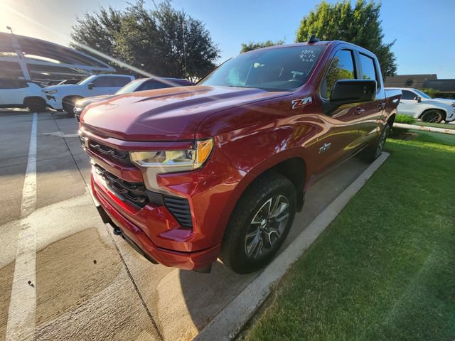 Used 2025 Chevrolet Silverado 1500 RST w/ Z71 Off-Road Package AWD/4WD image 3