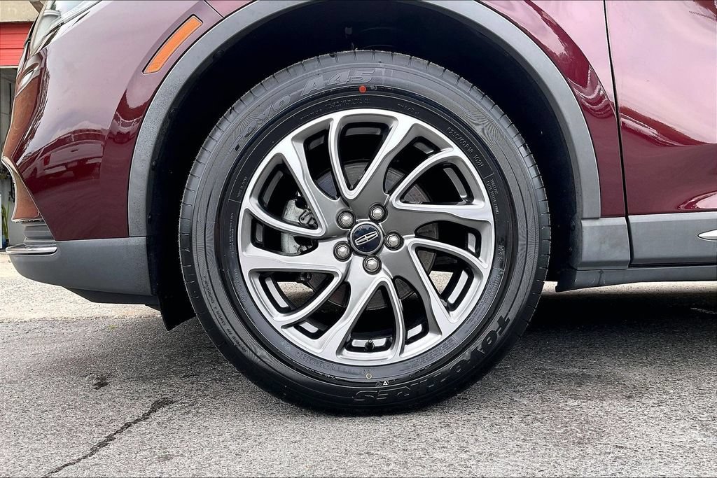 Used 2021 Lincoln Corsair AWD w/ Equipment Group 101A image 9