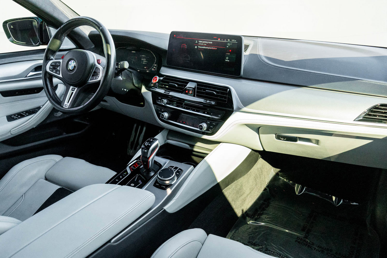 Used 2021 BMW M5 w/ Executive Package image 34