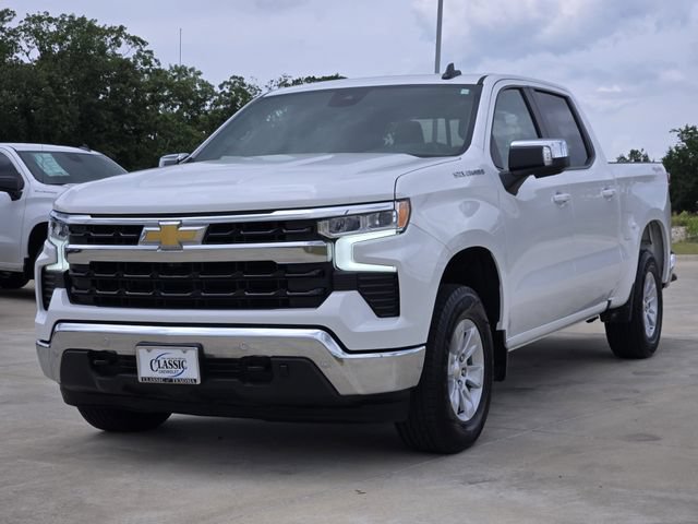 Used 2025 Chevrolet Silverado 1500 LT w/ Safety Package AWD/4WD image 4