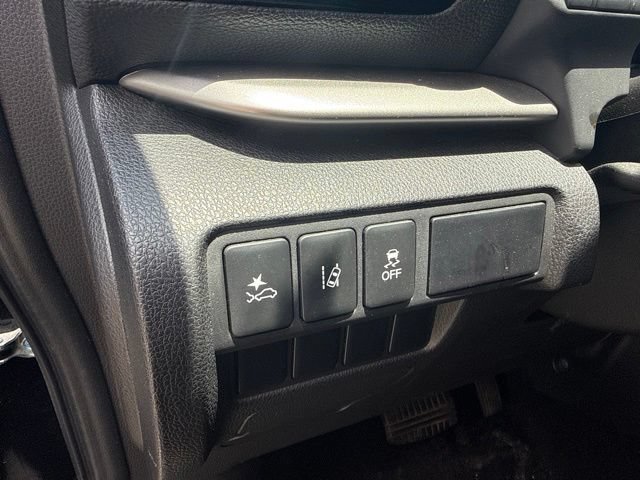 Used 2022 Mitsubishi Eclipse Cross FWD image 18