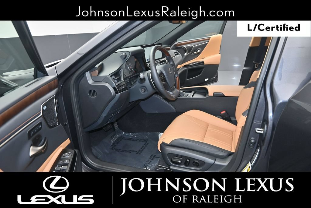 Certified 2025 Lexus ES 300h Ultra Luxury FWD image 13