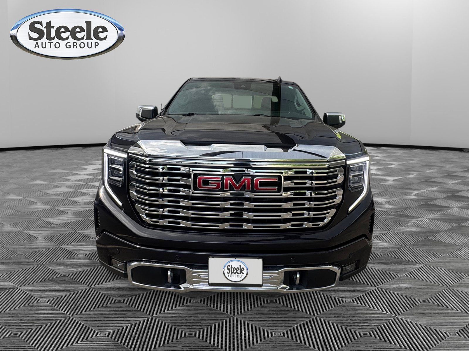 Certified 2025 GMC Sierra 1500 Denali w/ Denali Reserve Package AWD/4WD image 8